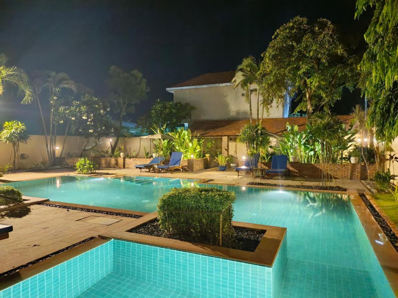 La Villa Баттамбанг Экстерьер фото