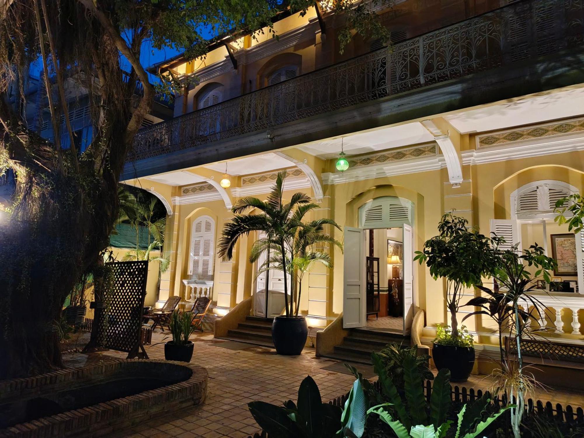 La Villa Баттамбанг Экстерьер фото