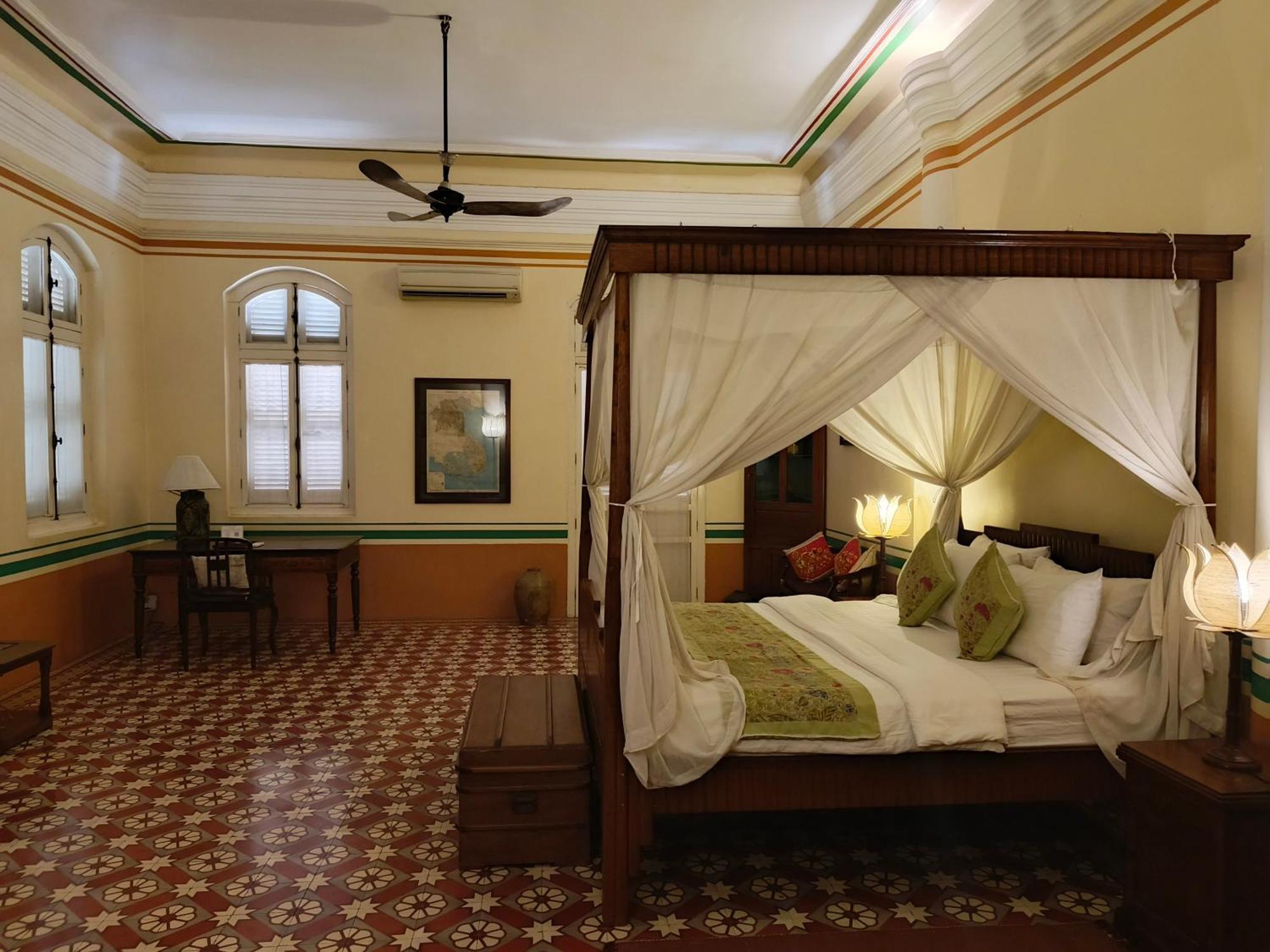 La Villa Баттамбанг Экстерьер фото