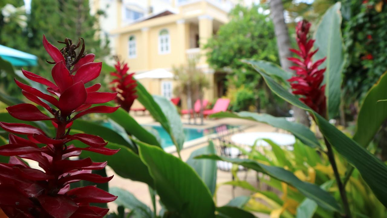 La Villa Баттамбанг Экстерьер фото