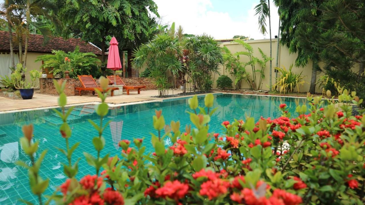 La Villa Баттамбанг Экстерьер фото